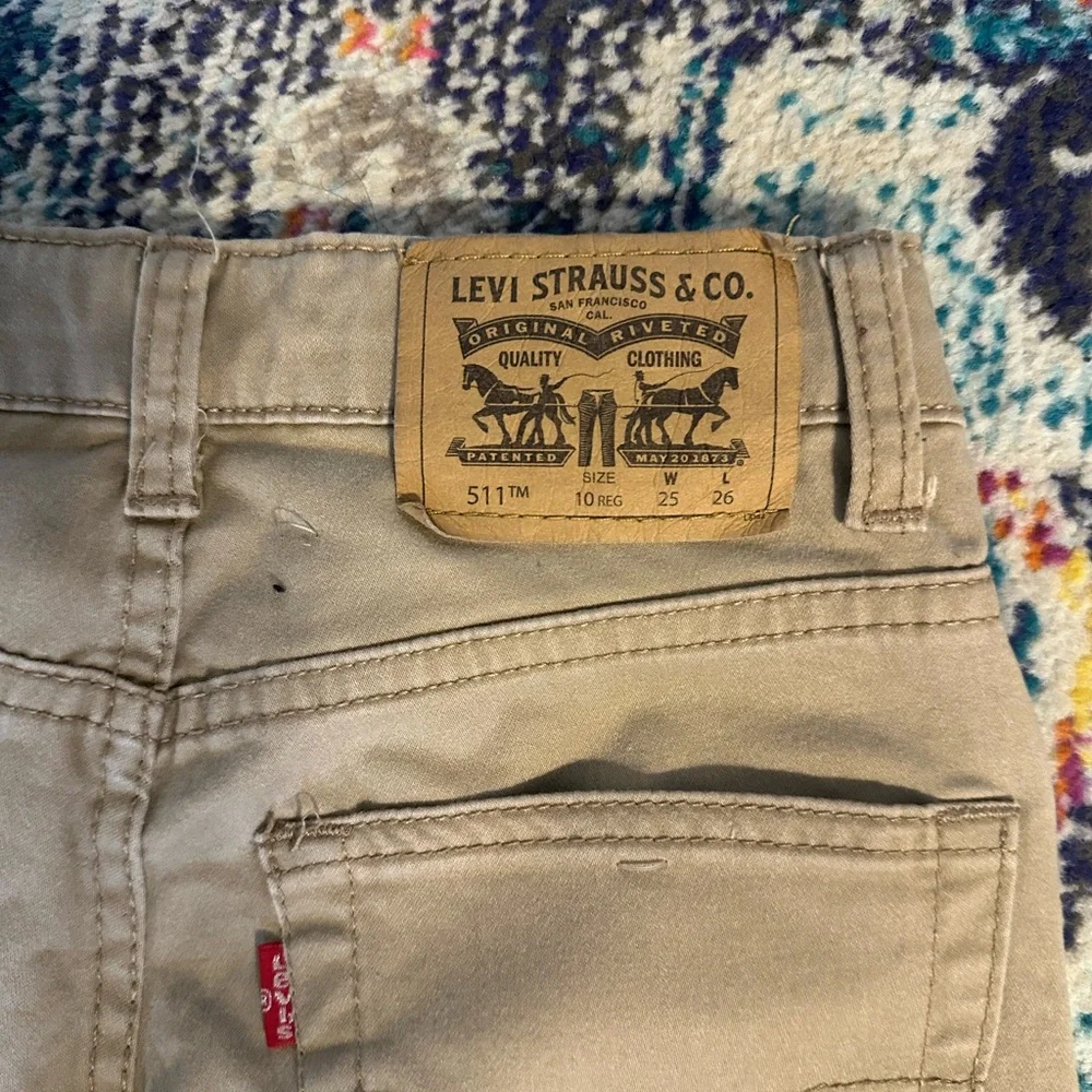 LEVIS 511 Slim Khaki Pants